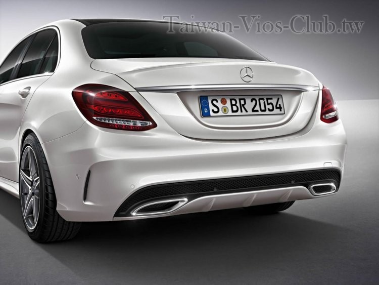 mercedes-benz-2015-c-class.jpg