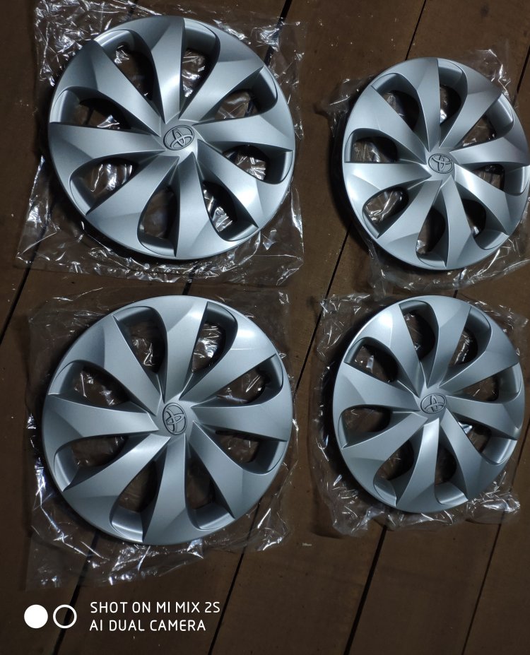 Toyota Vios原廠14吋鐵圈含胎＋鐵圈蓋2組